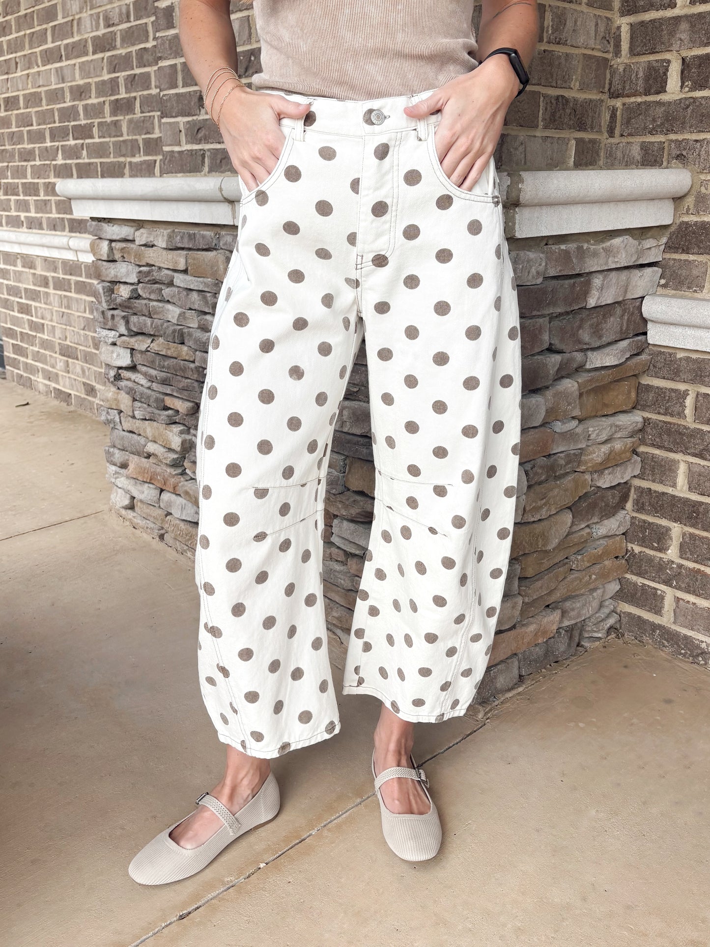White Barrel Jeans with Brown Polk Dot.