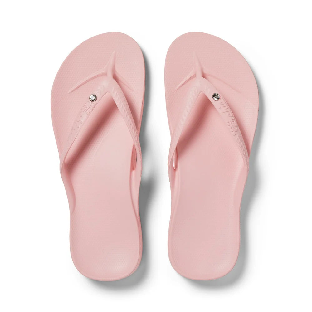 A pair of arch support flip flops so comfy and supportive, you'll never want to take them off your feet! Our specialised closed cell foam material is formulated to mold to the shape of your foot. Give them a day or two to wear in and you'll be in love with your Archies! Crystal Detail On Foot Strap Easy Adjustable Straps that stretch out to fit your foot however you like
