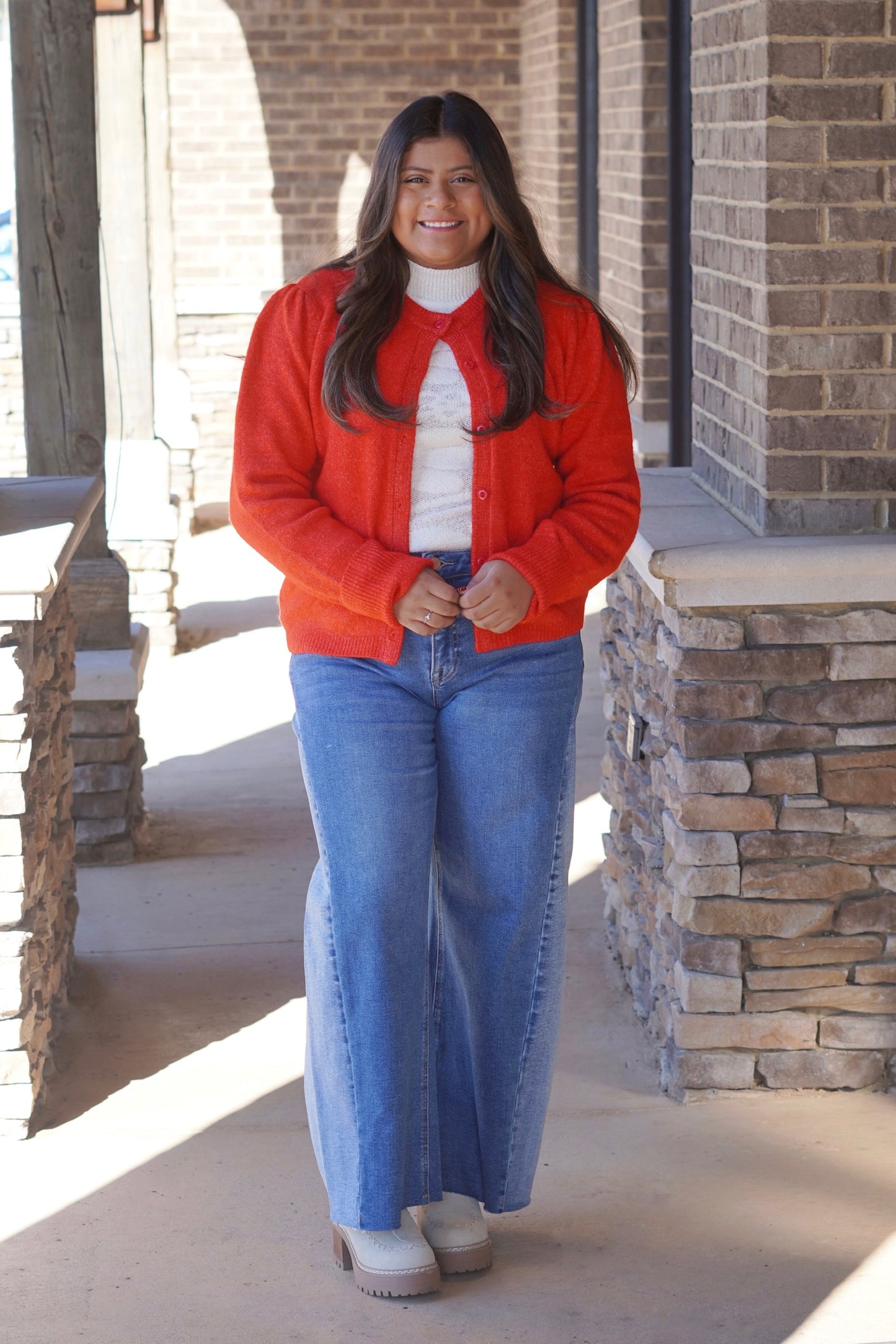 Contrast Cropped Barrel Jeans