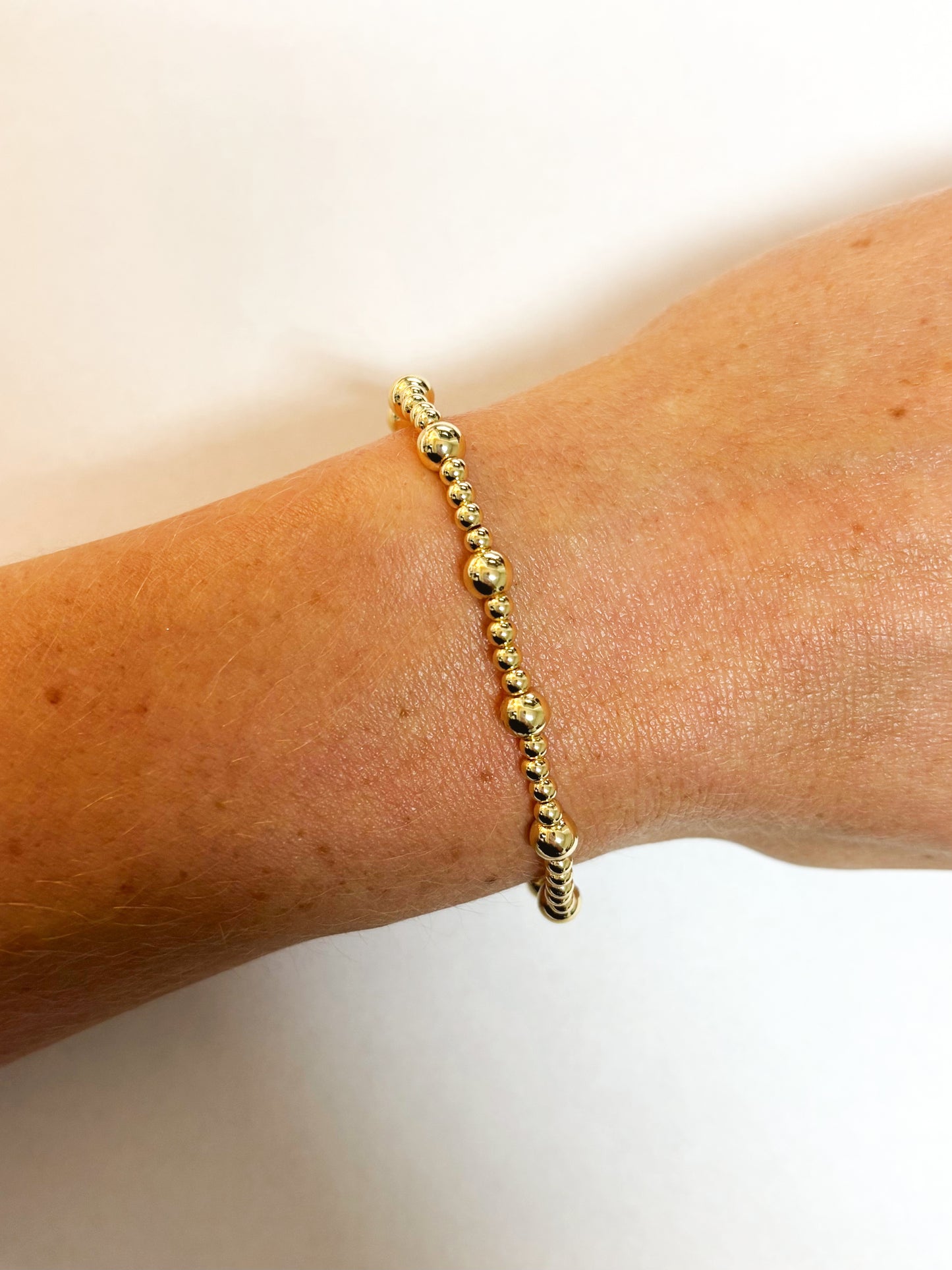 3mm/5mm Gold Round Beaded Mix Bracelet