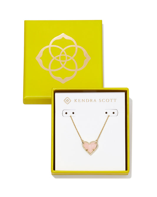 Show some love for your bestie, family member, or crush (we won’t tell!) with the Boxed Ari Heart Gold Pendant Necklace in Rose Quartz. A sweet heart pendant, this necklace’s Rose Quartz stone is known to bring feelings of tranquility, love, and balance.