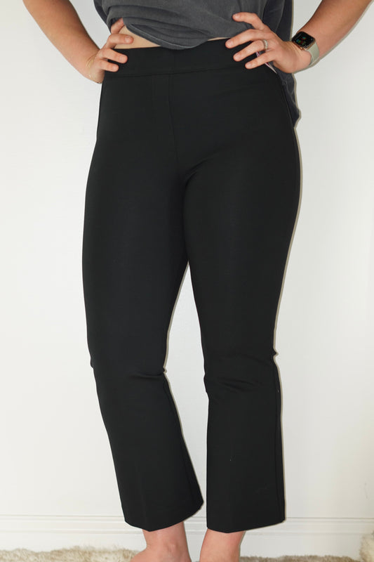 Perfect Pant Kick Flare No need to dry clean Pulls on with no zipper, no button  Smoothing premium ponte fabric 4-way stretch  Hidden core shaping technology Booty lifting   Body: 68% Rayon, 28% Nylon, 4% Elastane. Lining: 80% Polyester, 20% Elastane. Machine Wash Cold, Gentle Cycle. Only Non-Chlorine Bleach When Needed. Line Dry. Low Iron If Needed. Or Dry Clean.