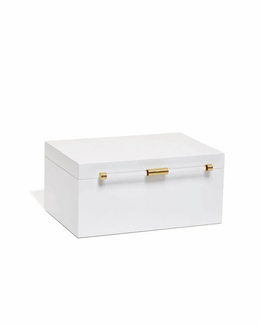 Kendra Scott Medium Jewelry Box White Lacquer Engineered Wood Size: 11" x 7.5" x 5" Weight: 4.5lbs Material: Antique Brass Internal Mirror