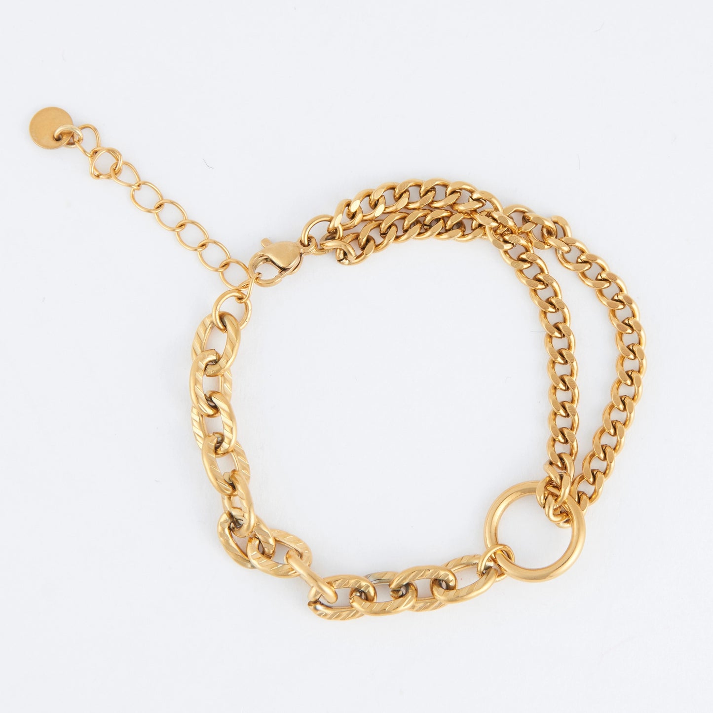 Gold chain bracelet mixed links style with a circle ring connecting them and lobster clasp.