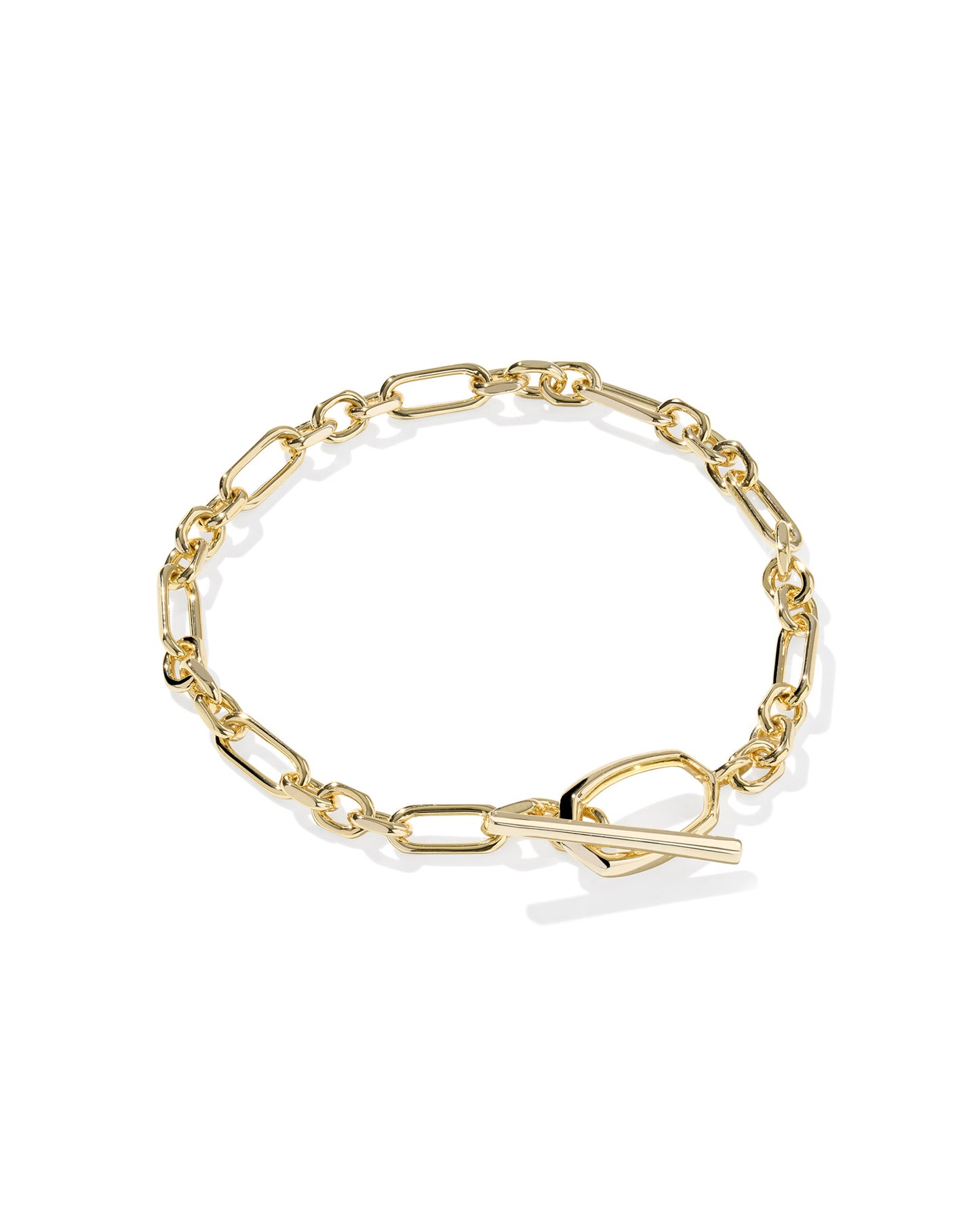 Gold chain link bracelet. Spring clasp closure with Toggle link detail.