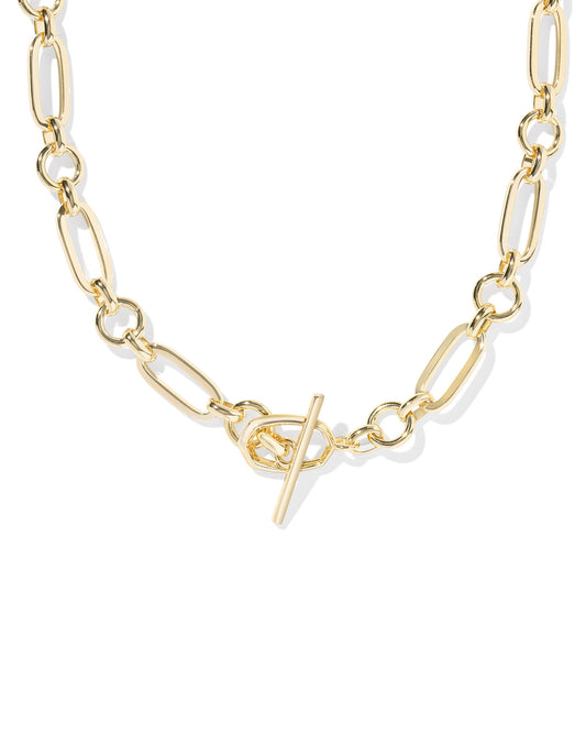 Gold chain link necklace. Bigger chain links. Toggle closure detail in the front of the necklace