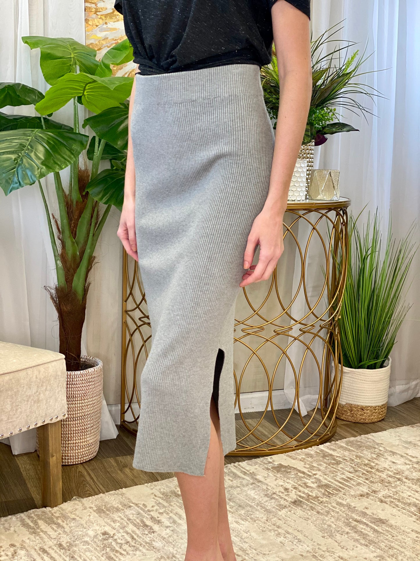 Kira Knit Midi Skirt (multiple colors)