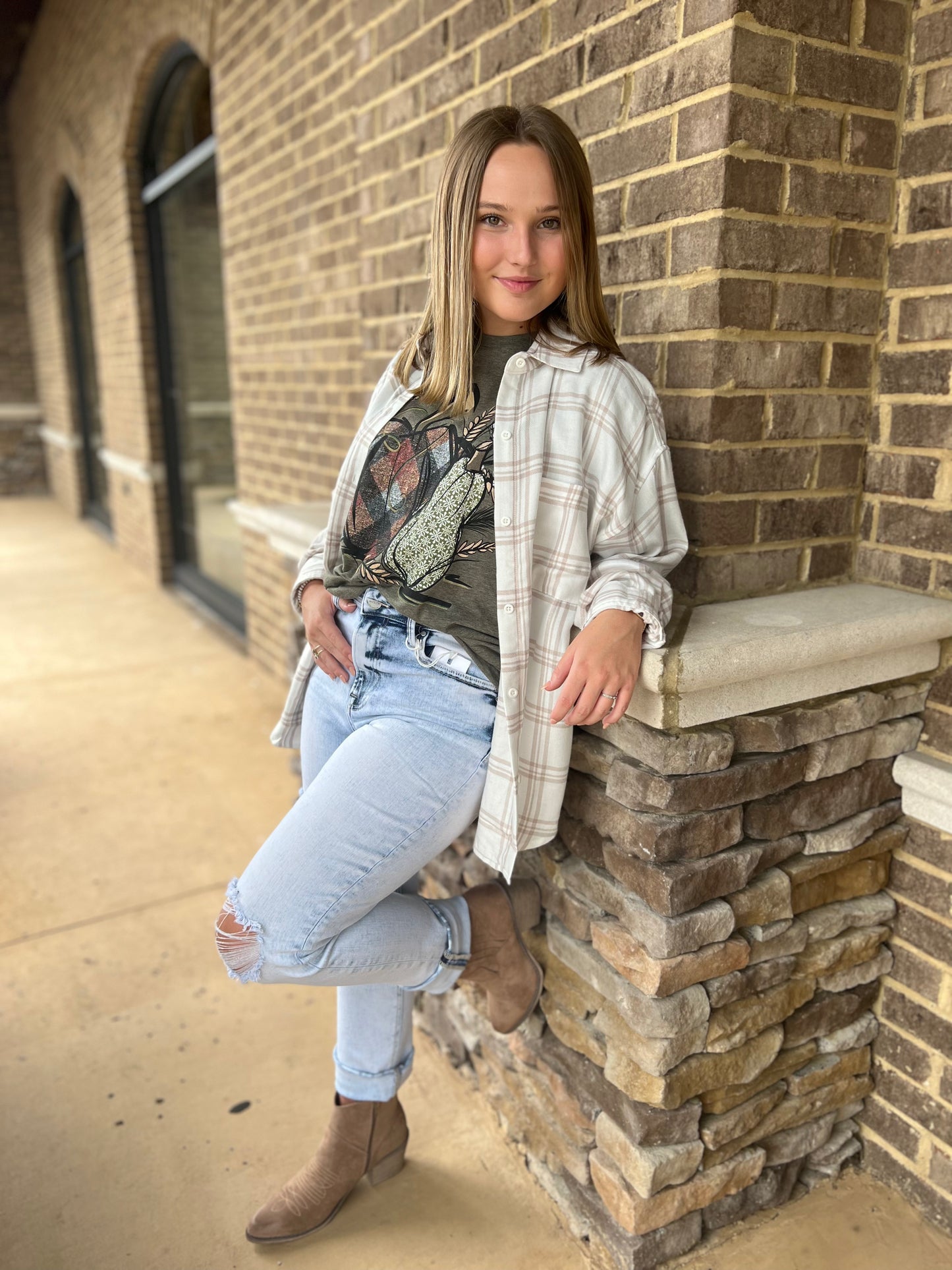 Ella Acid Washed Straight Leg Cropped Jeans
