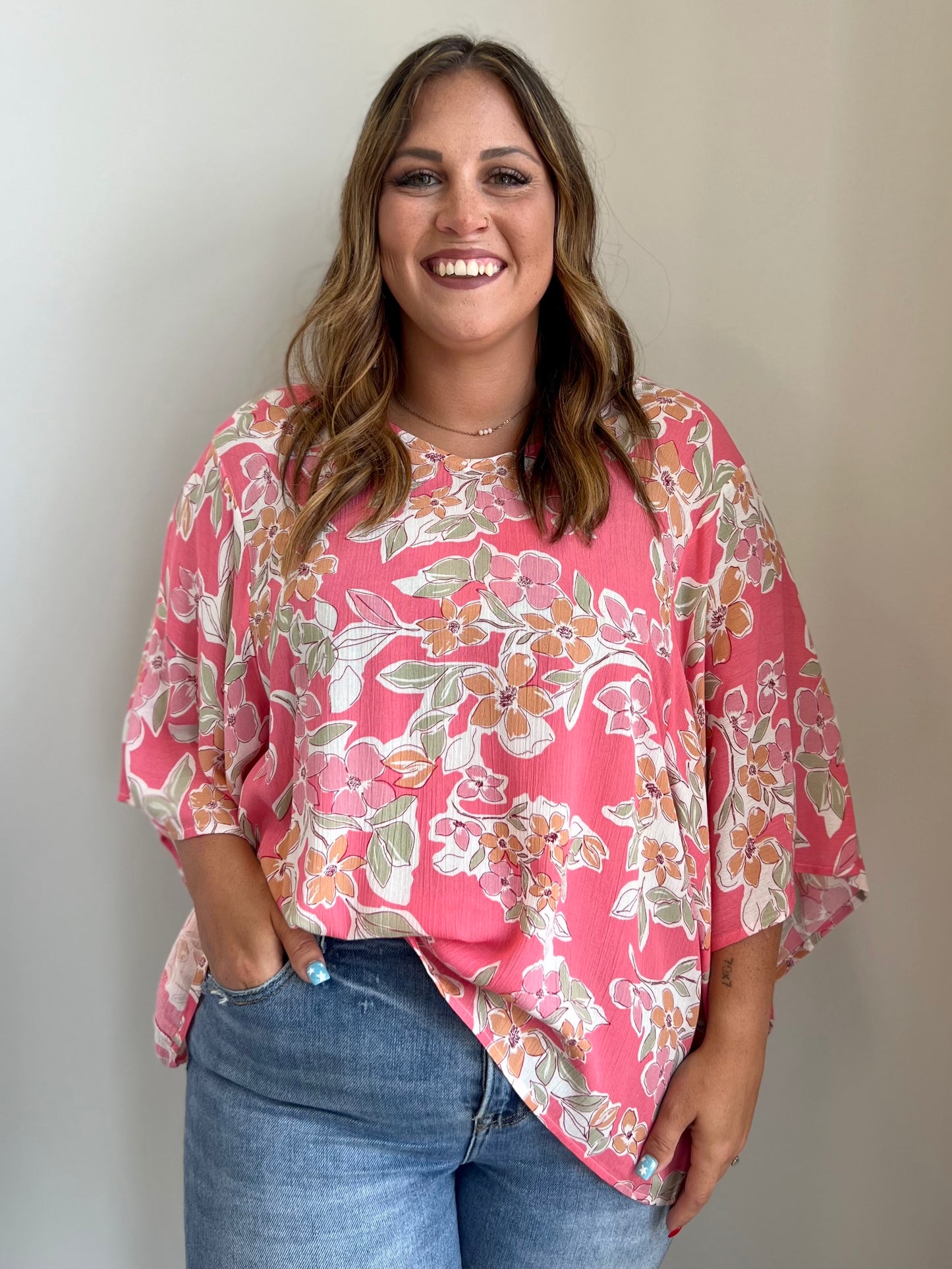 Finley Floral Print V-Neck Top (Regular and Lush)