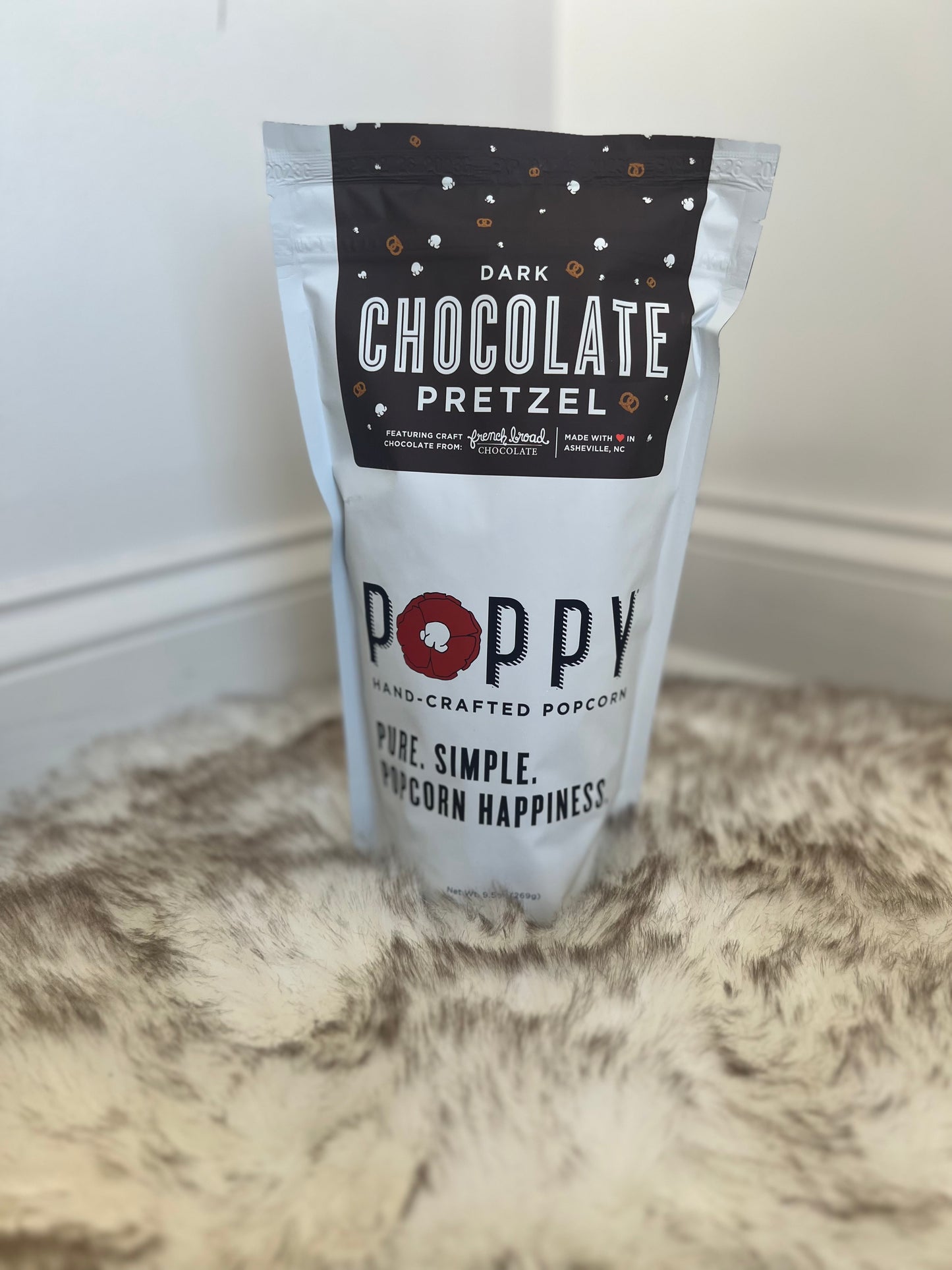 Dark Chocolate Pretzel Market Bag