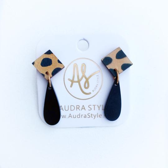 Toni Earrings