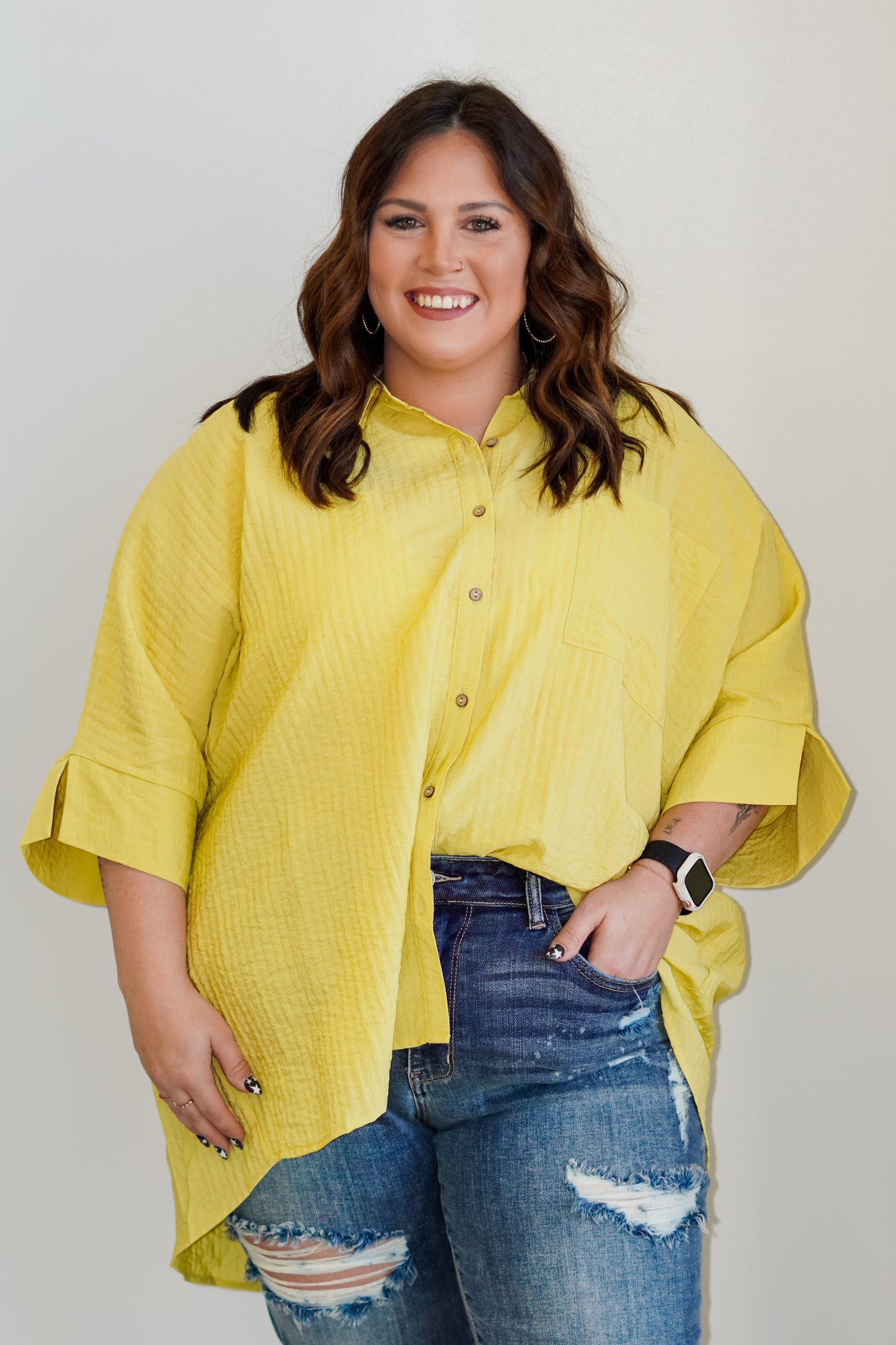 Gigi Lush Golden Kiwi Button Up