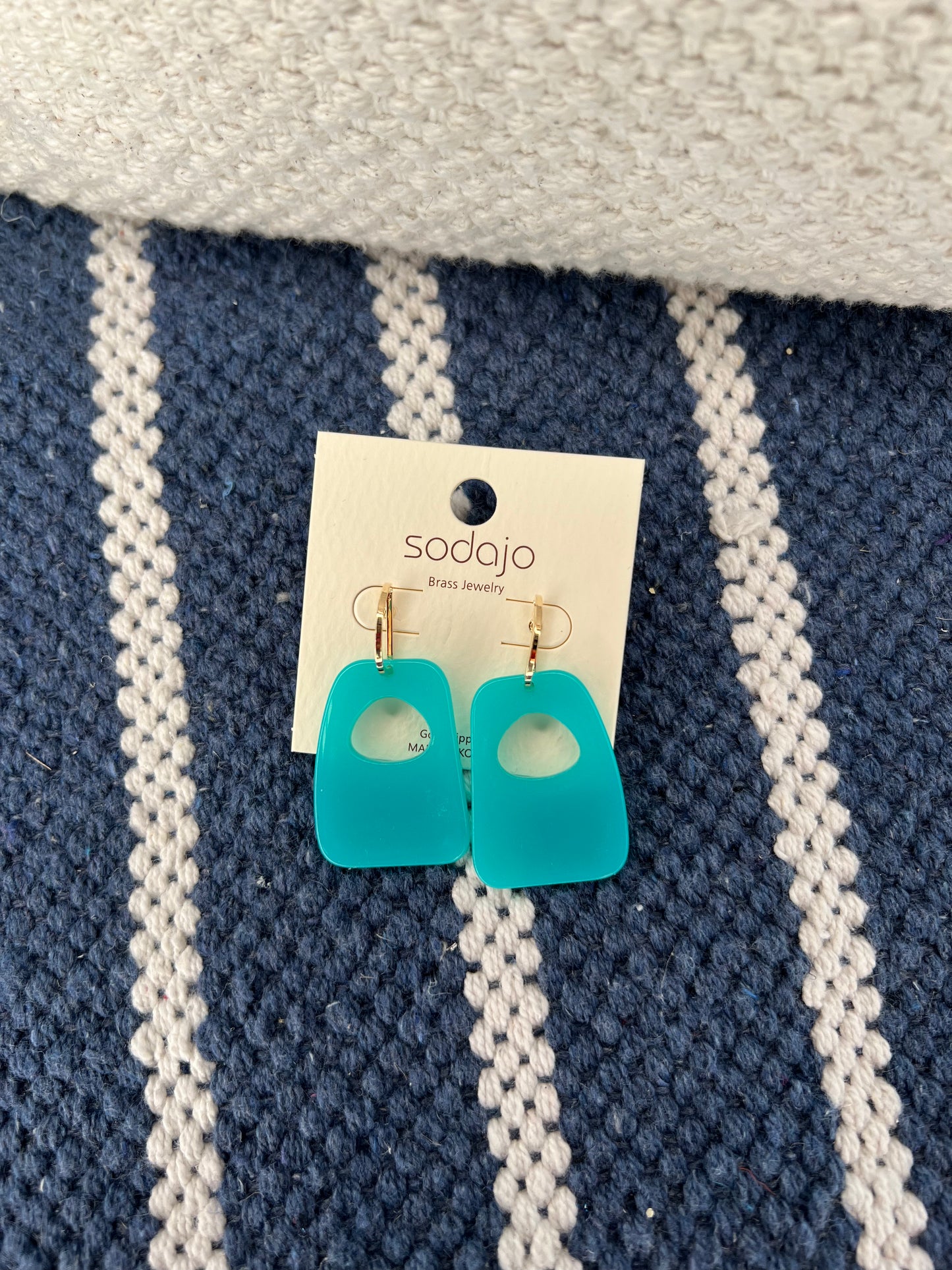 Sodajo Organic Shape Earring