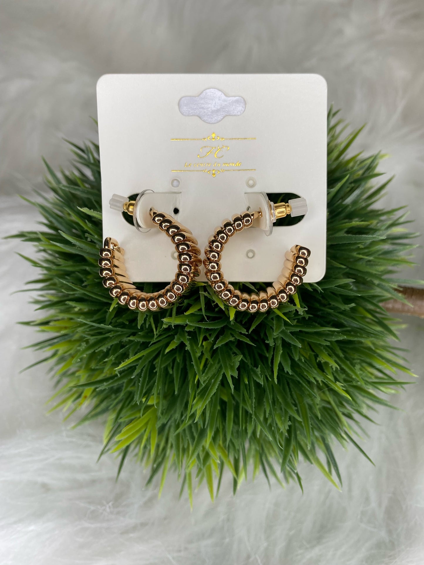 Round Chunky Textured Hoops