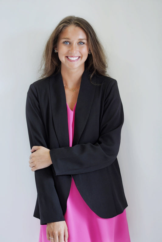Peyton Sleek Black Blazer Lapel Neckline Long Sleeve Black Full Length 100% Polyester Care: Machine Wash Cold, Do Not Bleach Model is wearing a size small