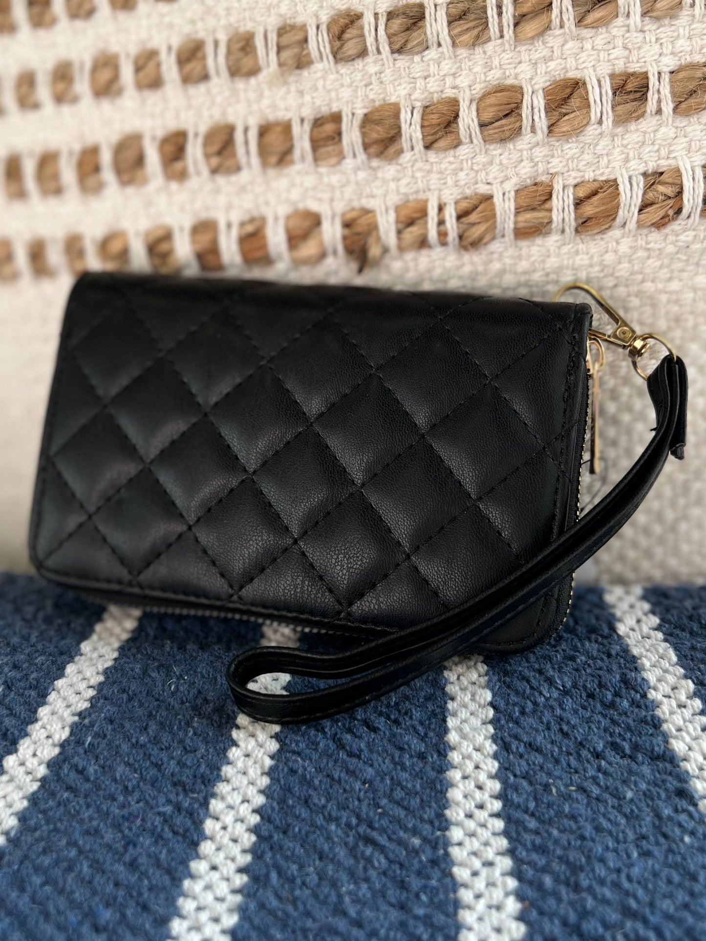 Lellie Wallet