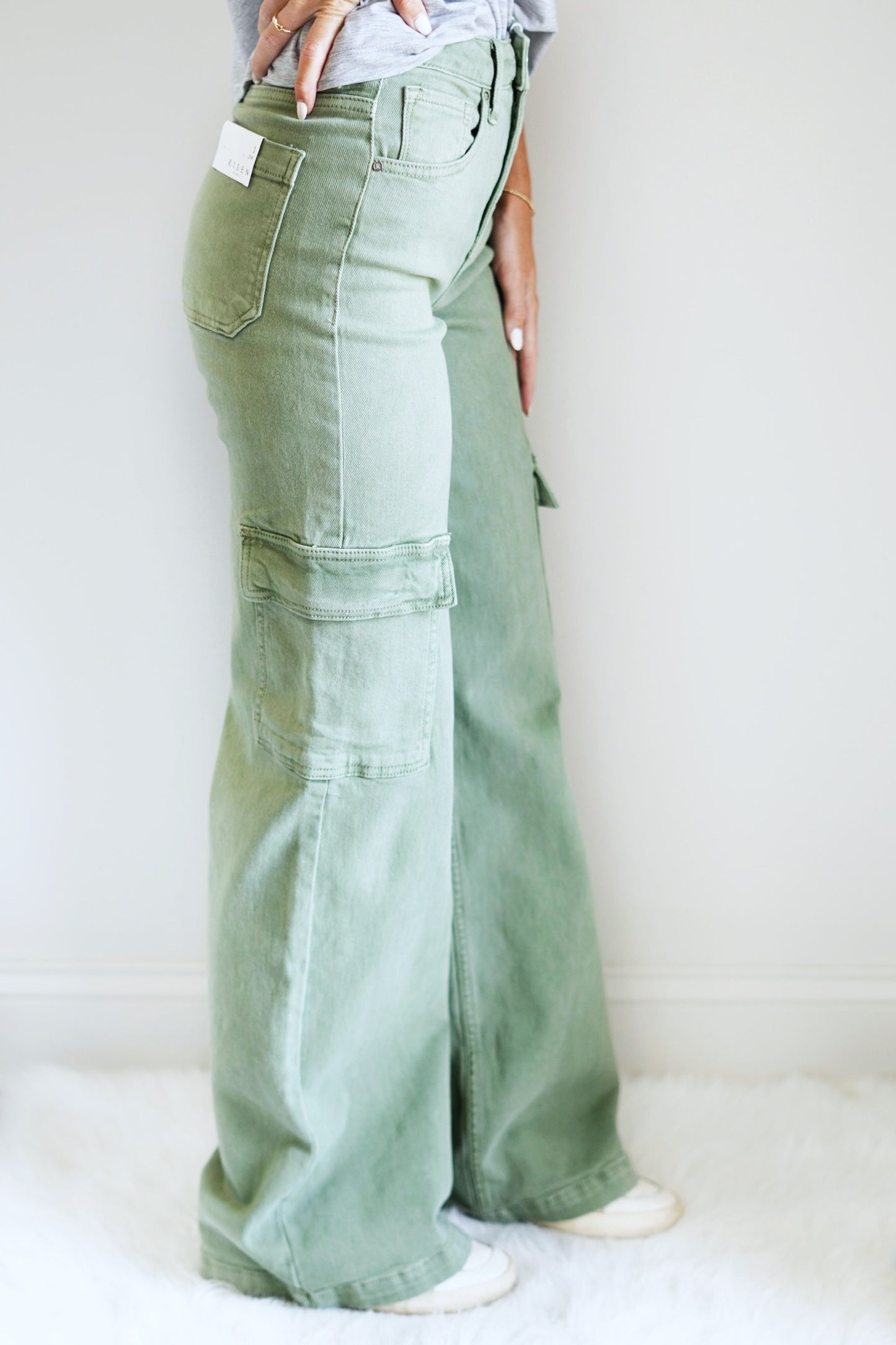 Ella Wide Leg Cargo Jeans High Rise Wide Leg Cargo Pockets Color: Olive Full Length 98% Cotton, 2% Spandex