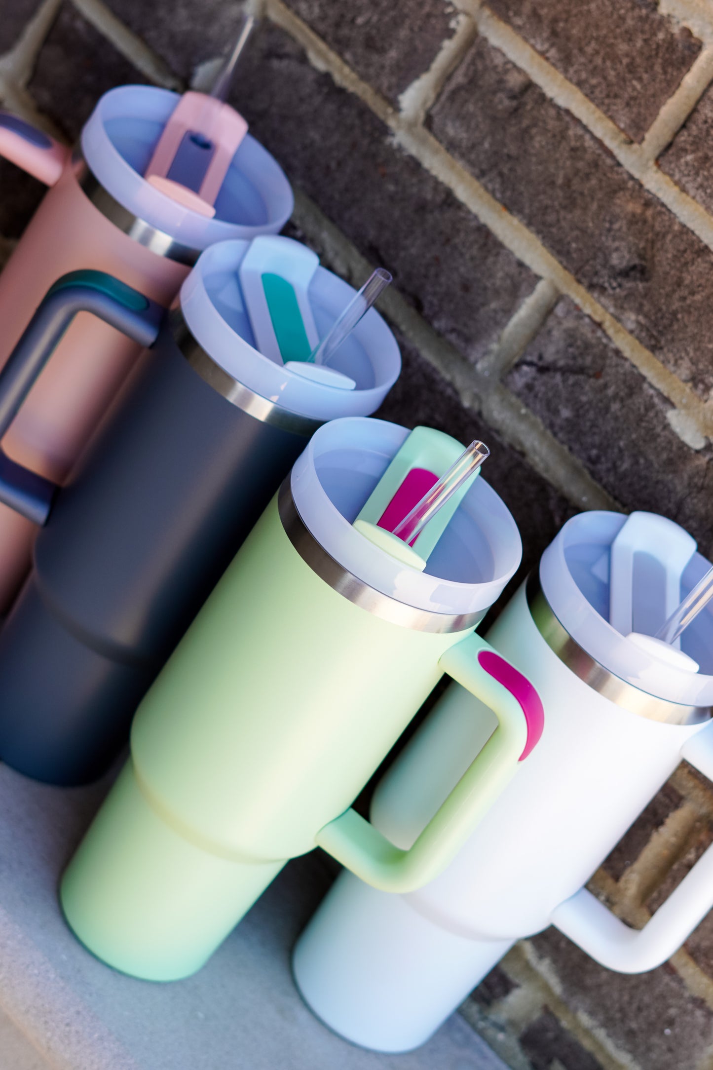 40 oz. Quencher Tumbler with Handle Comfort Grip on Handle
