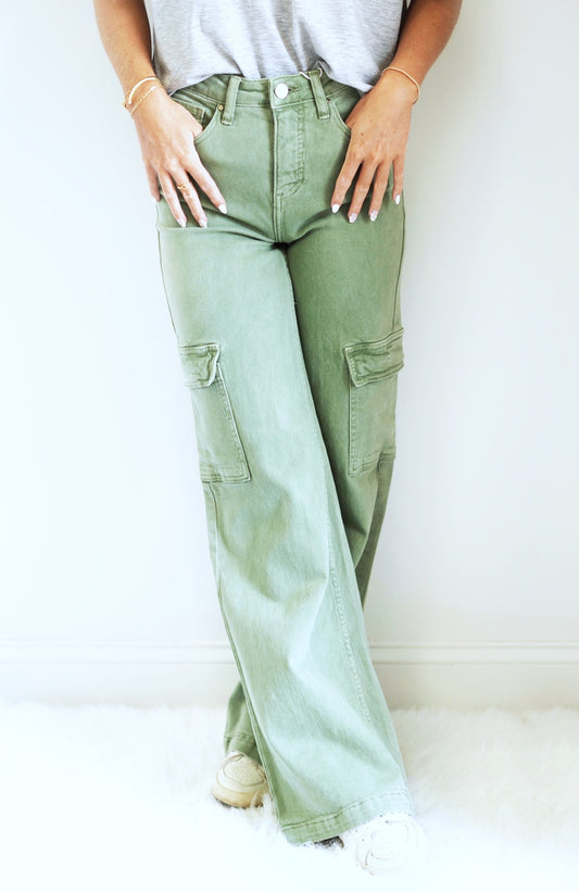 Ella Wide Leg Cargo Jeans High Rise Wide Leg Cargo Pockets Color: Olive Full Length 98% Cotton, 2% Spandex