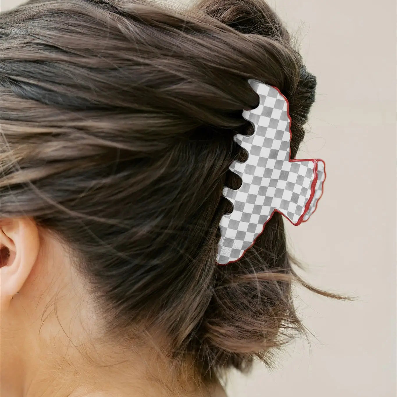 Grey And White Scalloped Claw Clips