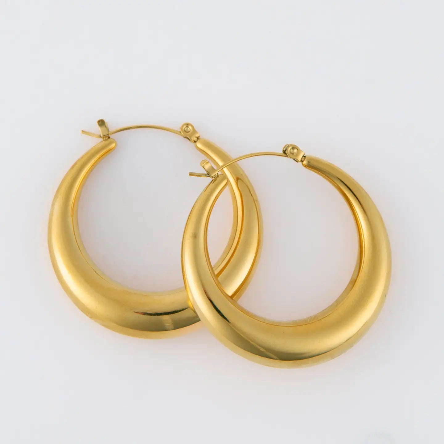 Round Hoop Earrings Gold