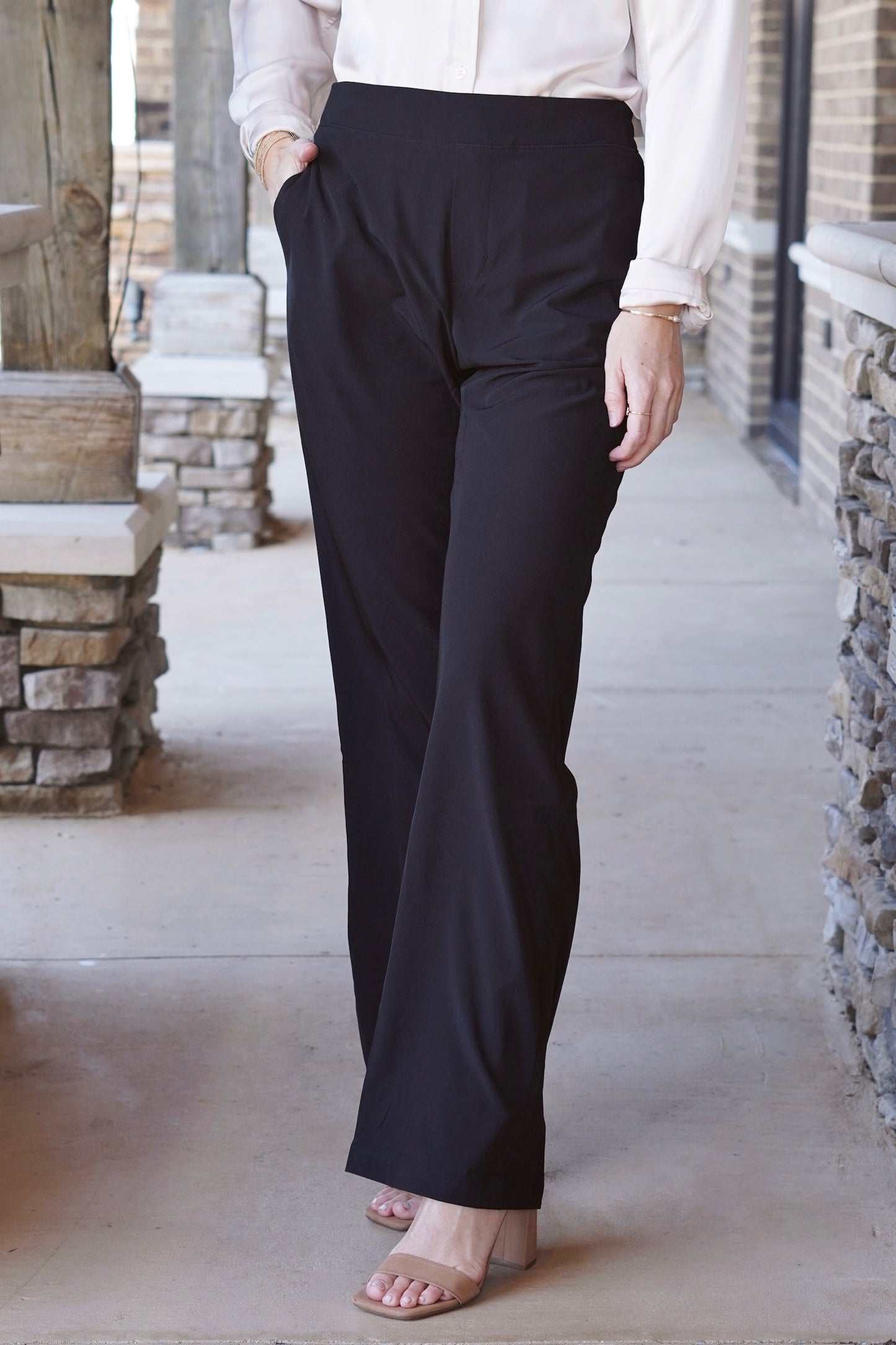 Crinkle Woven Straight Trouser Pants, Back Elastic Waistband, High Waisted, Crinkled woven fabric, Lightweight, Relaxed fit Straight pant, Slightly Bootcut line, Mid-waist / Mid-rise, Easy pull-on style, Elastic waistband (flat in front and stretchy in back), Side pocket, Colors: Black, 