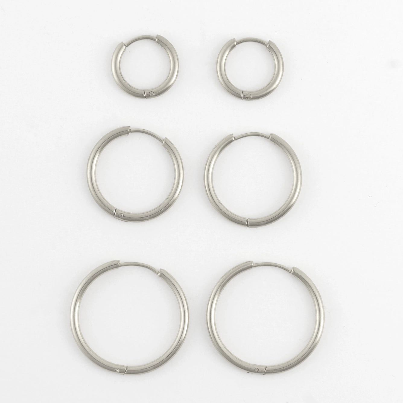 silver hoop trio set, three different sizes of plain silver hoops 