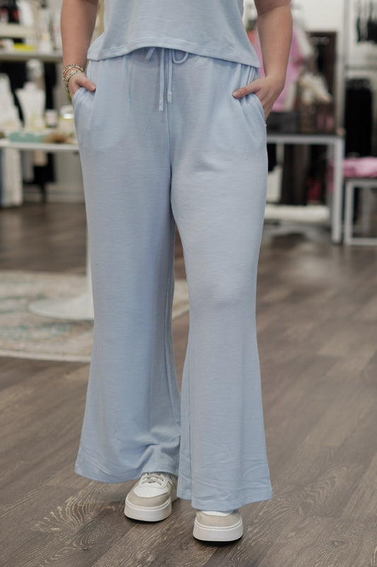 Soft Flowy Pants, Elastic Waistband, Drawstring, Pockets, Wide Leg, Blue Color 