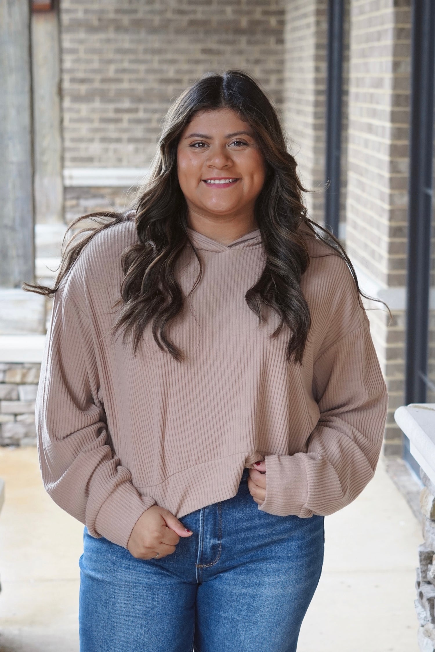 Kylie Casual Cropped Ribbed Hoodie, Hooded Neckline, Long Sleeves, Cropped Length, Ribbed Material, Colors: Taupe, Relaxed Fit. 