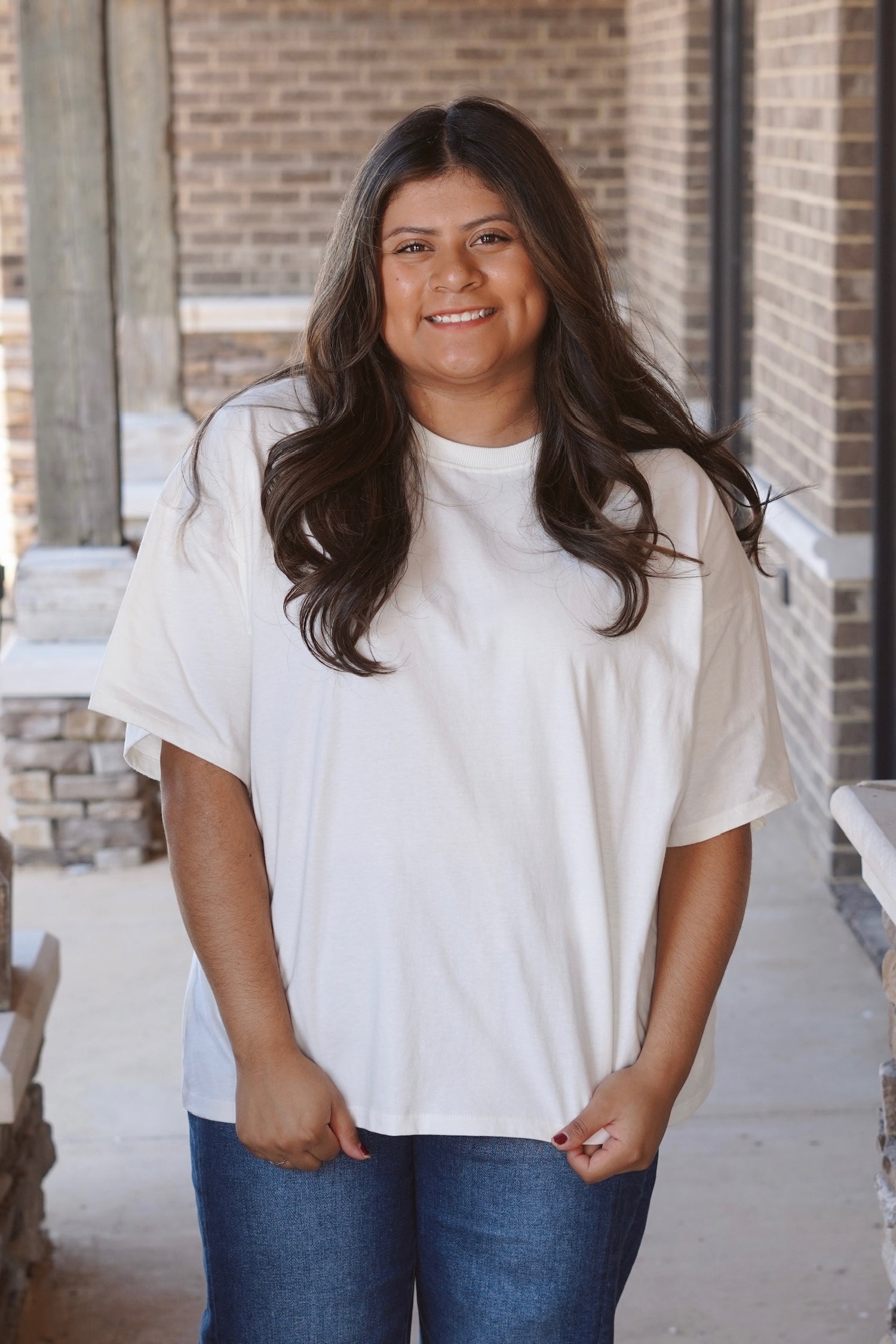 Allie Oversized Basic T-Shirt, Round Neckline, Short Sleeves, Full Length, Relaxed Fit, Colors: Cream