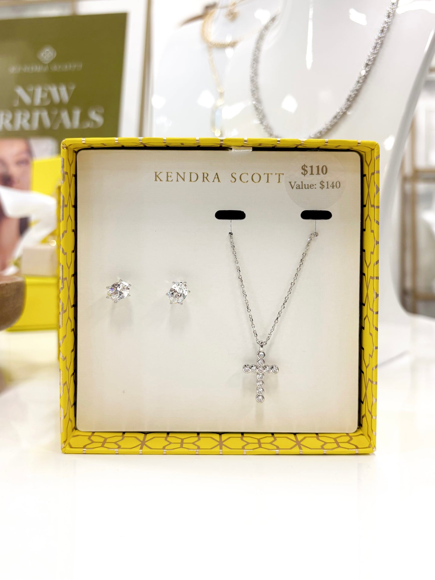 Kendra Scott Silver Cross Crystal And Cailin Crystal Gift Set