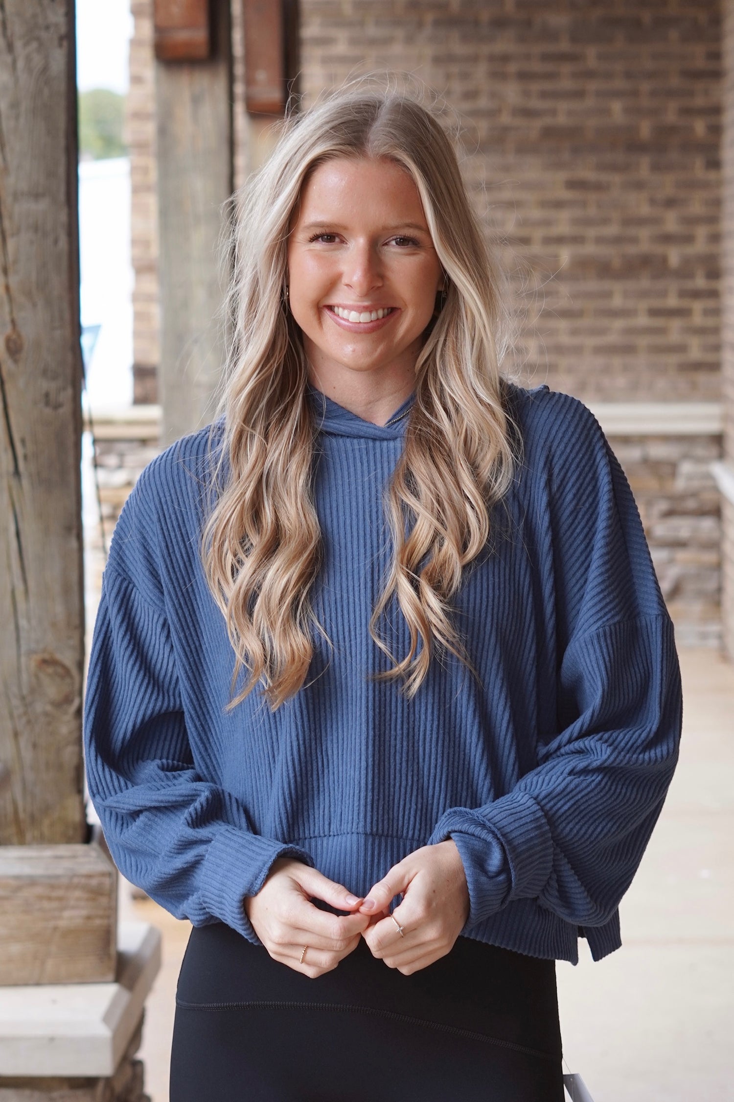 Kylie Casual Cropped Ribbed Hoodie, Hooded Neckline, Long Sleeves, Cropped Length, Ribbed Material, Colors: Navy, Relaxed Fit