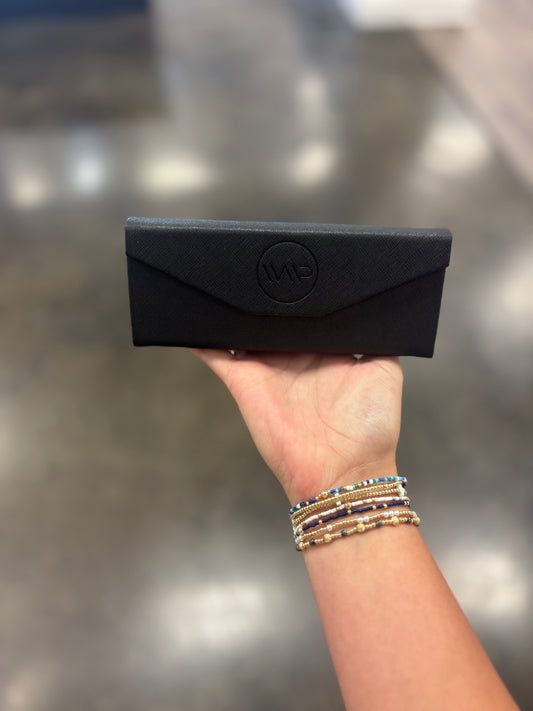 WearMe Pro Premium Foldable Case