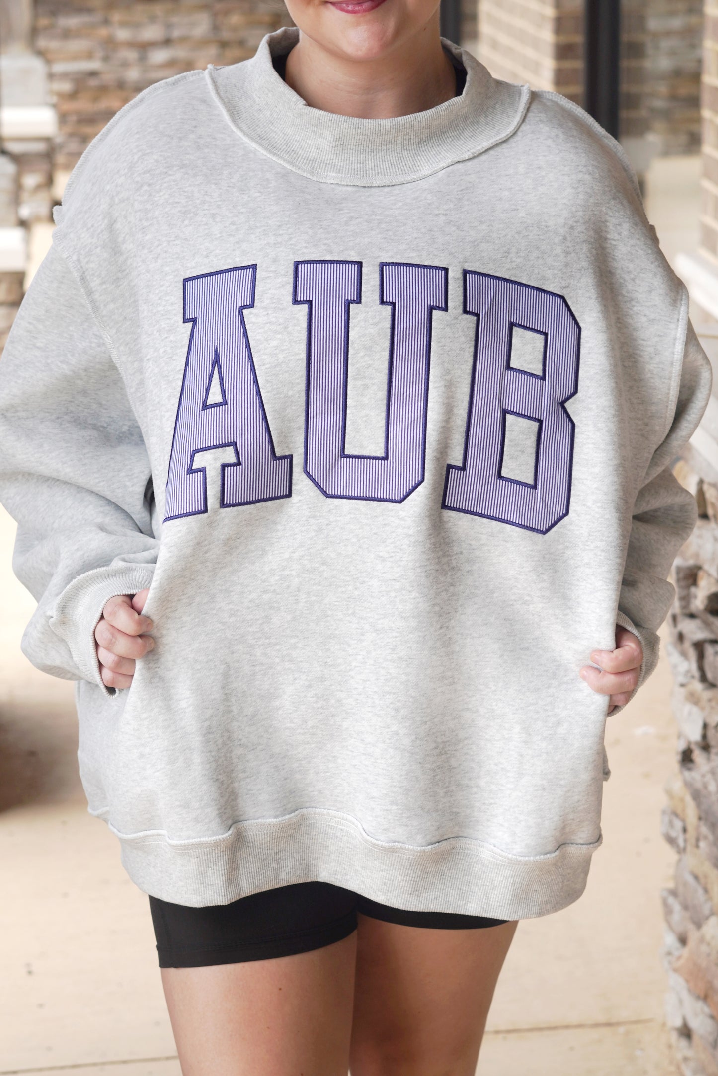 AUB Embroidered Mockneck