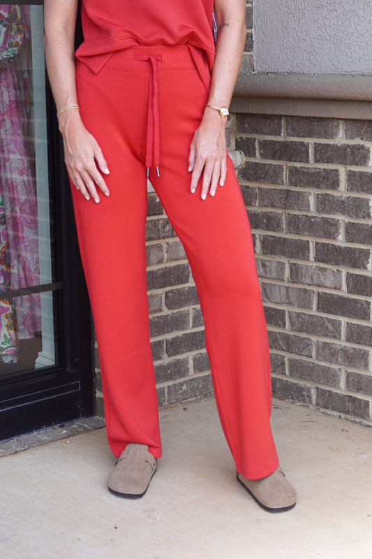 Spanx Airessentials Straight Leg Pant Lip Stain