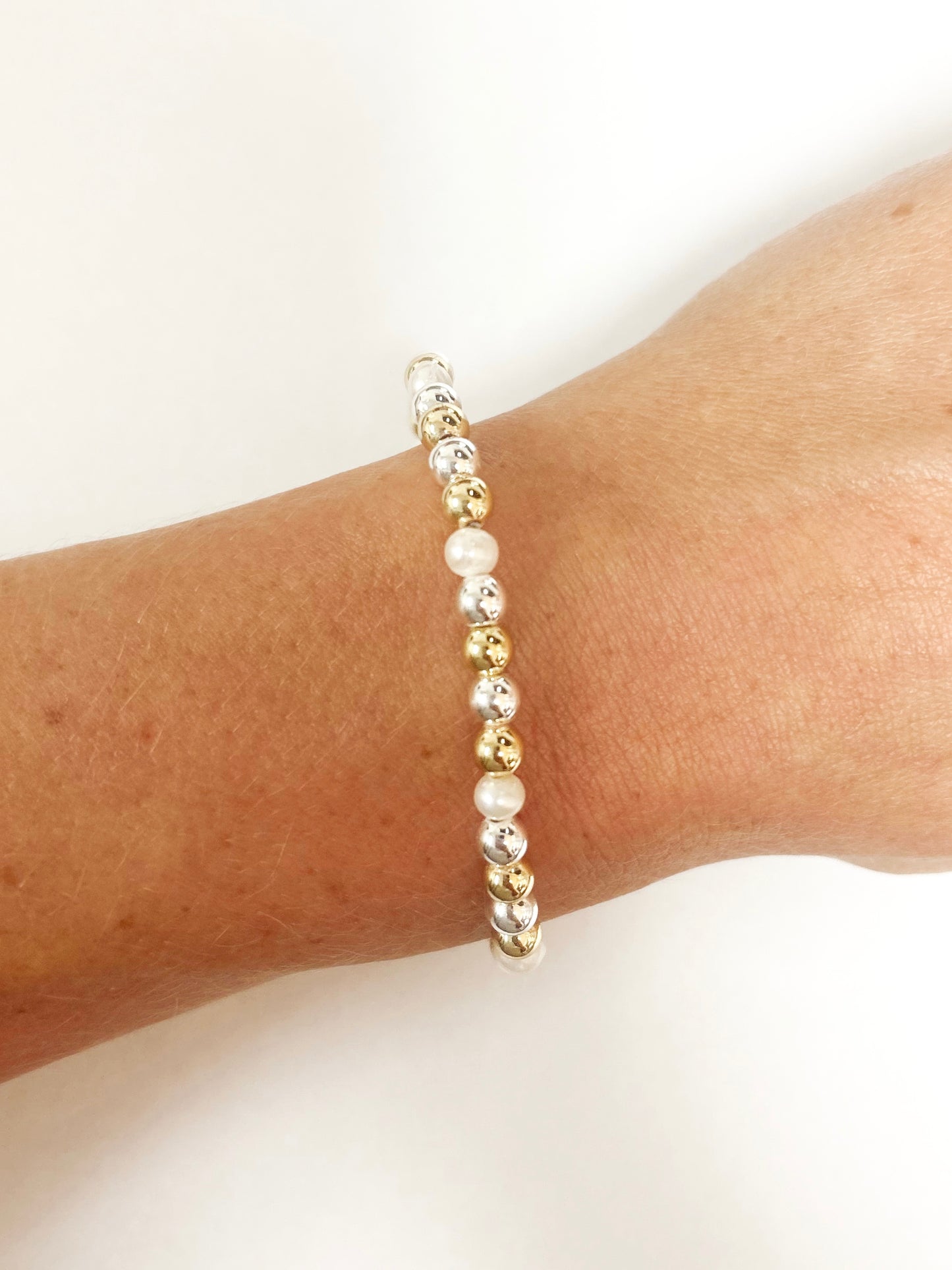 5mm Silver And Gold Mixed Pearl Beaded Bracelet
