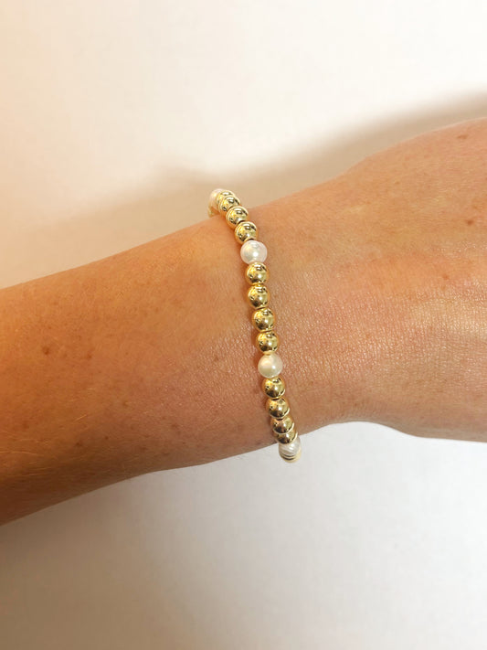 5mm Gold And Pearl Beaded Bracelet