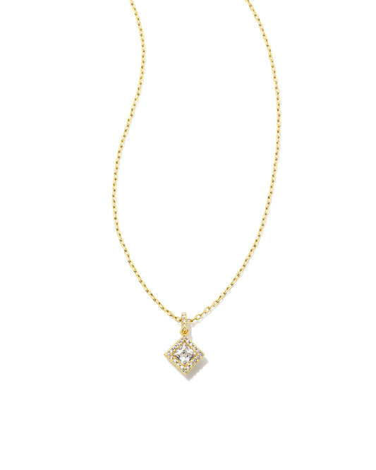 Wanting to add some sparkle to your necklace stack? Look no further than the Gracie Gold Short Pendant Necklace in White Crystal. A petite princess-cut crystal pendant shimmers along a dainty chain to give your everyday pendant style a gorgeous, elevated upgrade.