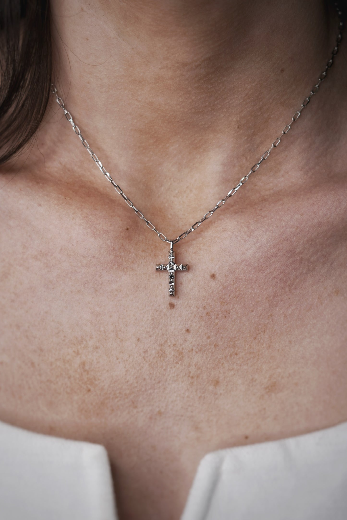 Kendra Scott Jada Cross Pendant Necklace