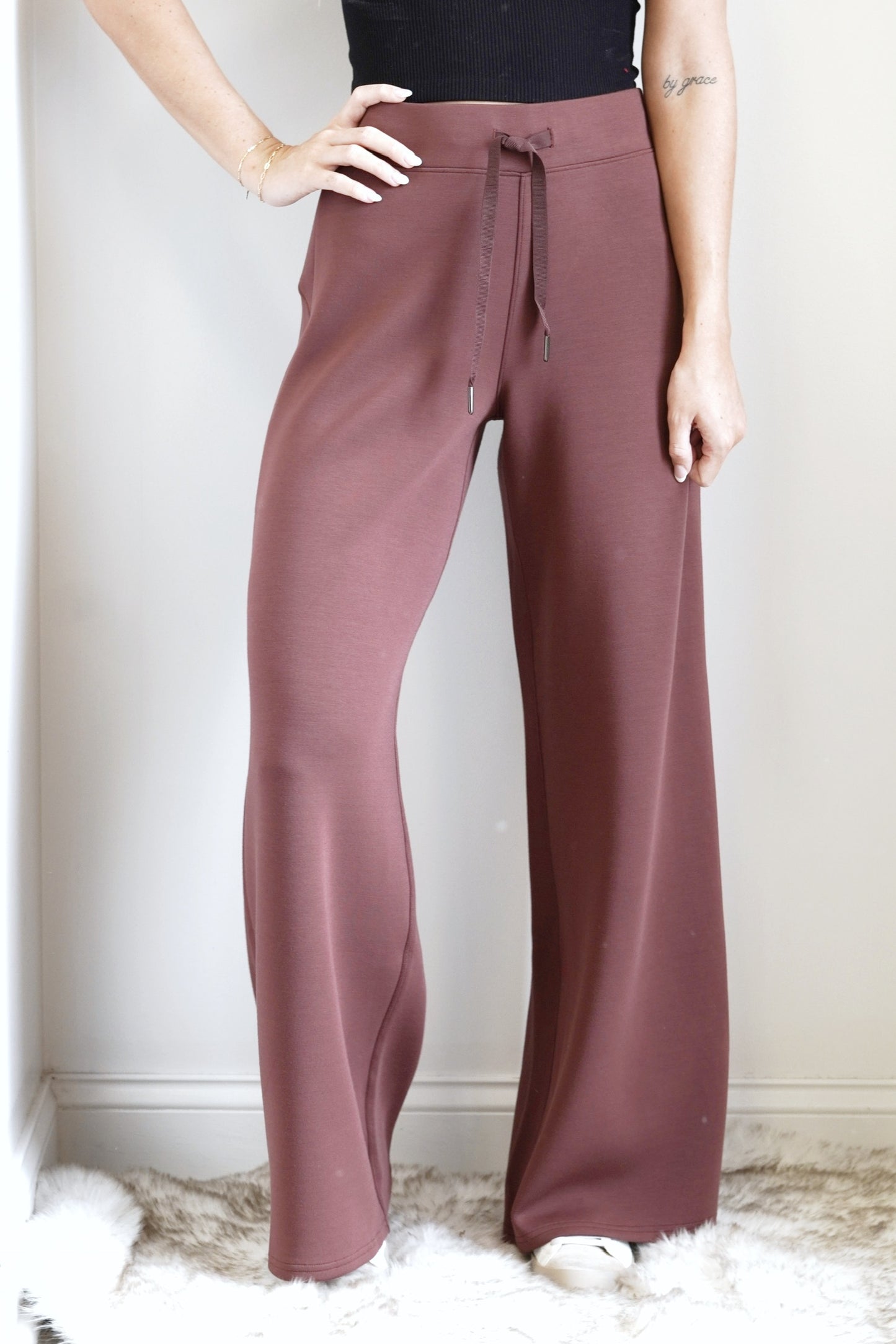 Spanx AirEssentials Wide Leg Sweatpants Drawstring Elastic Waistband Wide Legs Mid-Rise Full Length Relaxed fit with leg-lengthening wide leg Colors: Spice 47% Modal, 46% Polyester, 7% Elastane