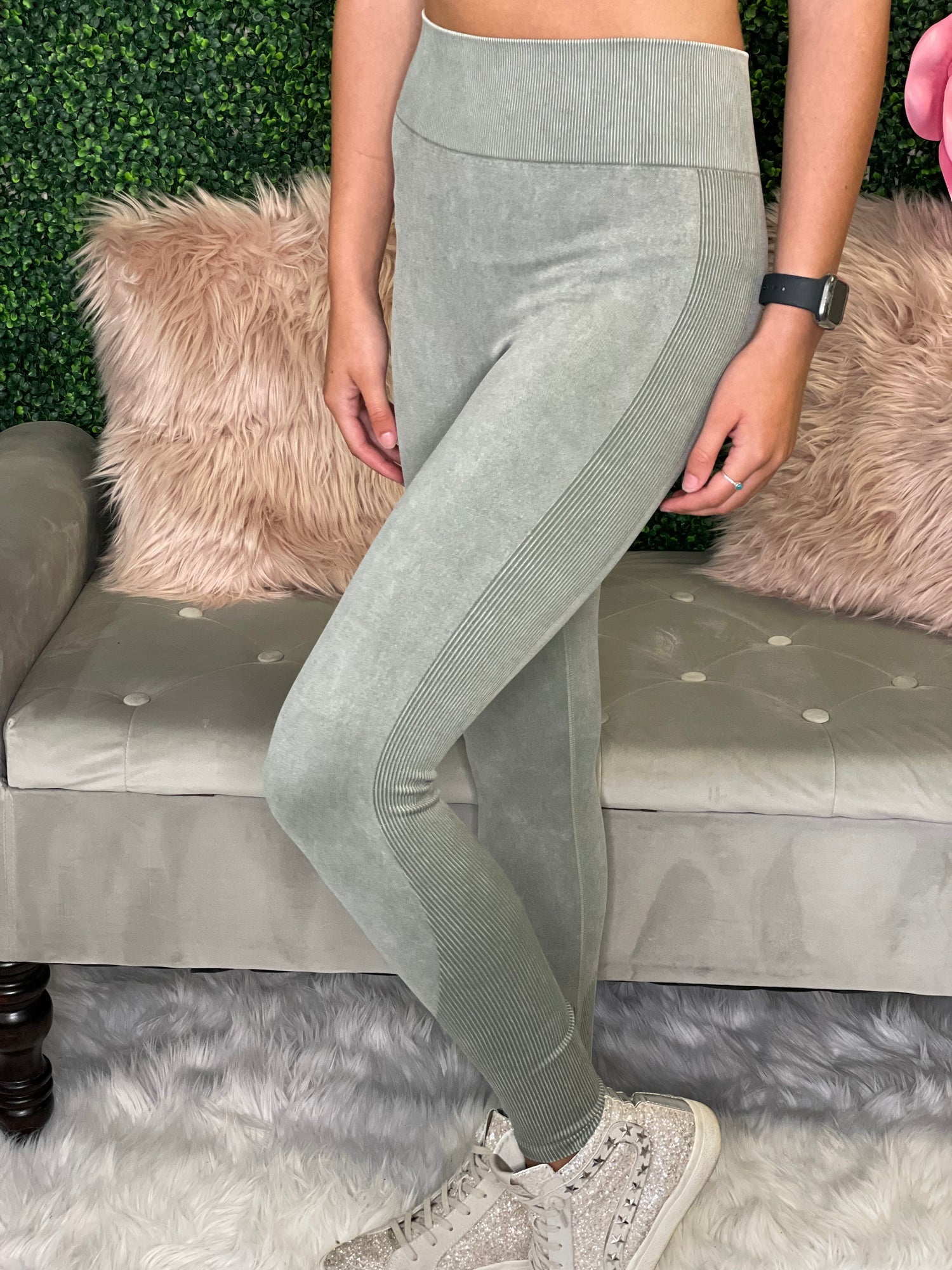 Linda Crossover Flared Yoga Pants (Regular and Lush)