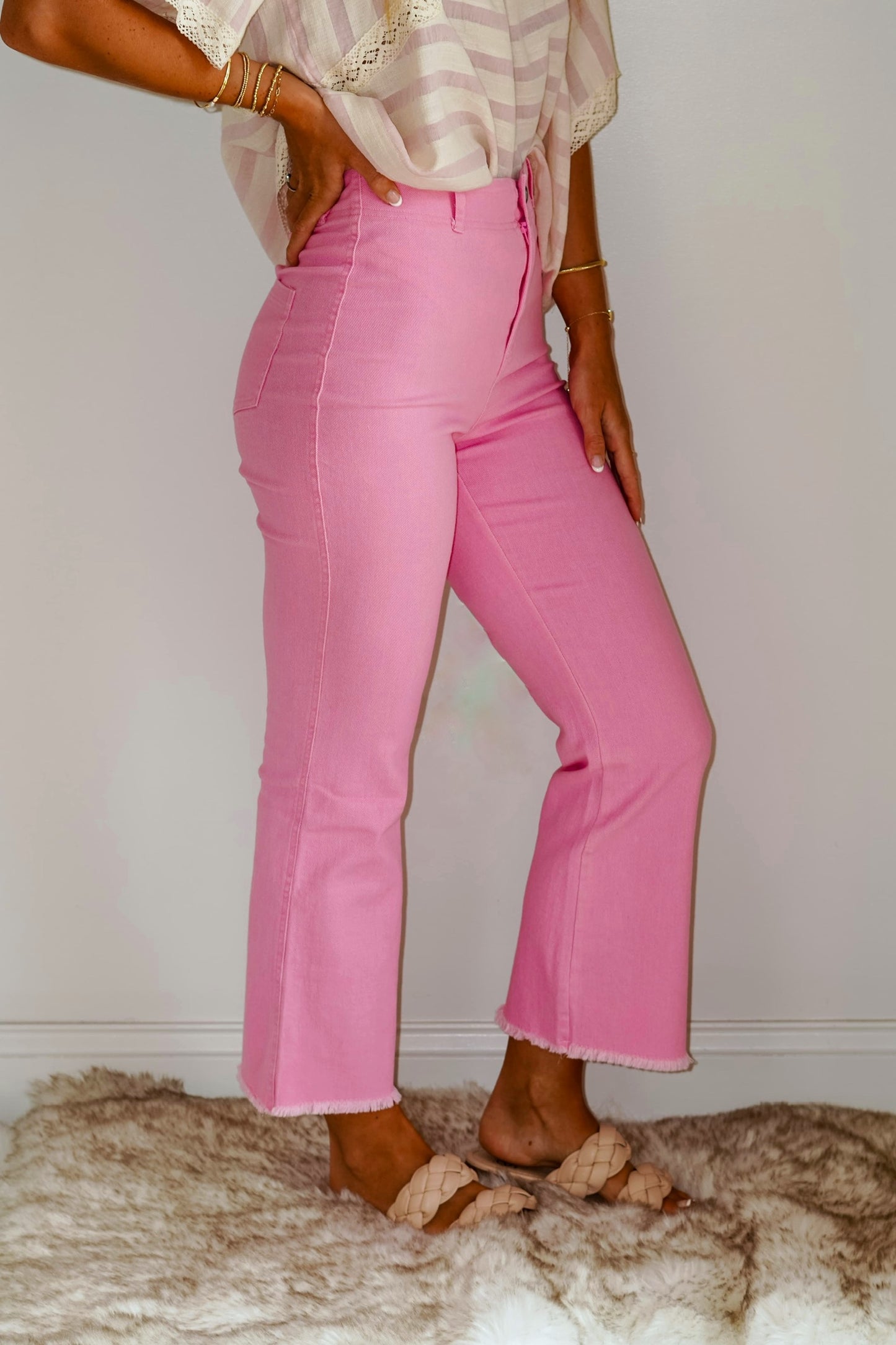 Judy Raw Hem High Waisted Pants Button Closure Wide Leg that hits above the ankle High Rise Cute edge detail Comfortable, stretchy fit 97% Cotton,3%Spandex Dry Clean Only Model is wearing size XSJudy Raw Hem High Waisted Pants Button Closure Wide Leg that hits above the ankle High Rise Pink Color Cute edge detail Comfortable, stretchy fit 97% Cotton,3%Spandex Dry Clean Only