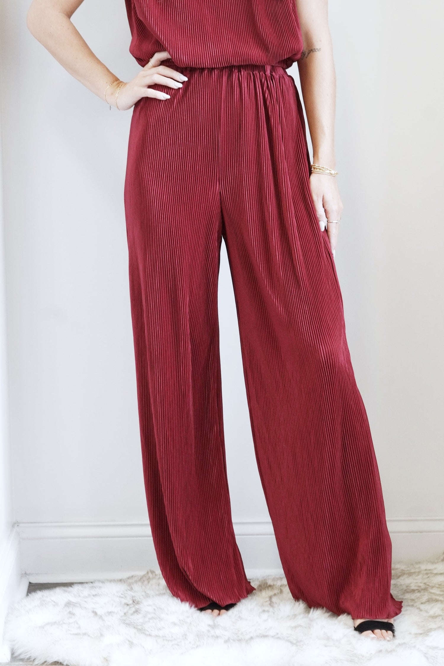 Bentley Burgundy Wide Leg Pants Elastic Waistband Wide Leg Pants Plisse Material Color/ Burgundy Wide Fit 100% Polyester