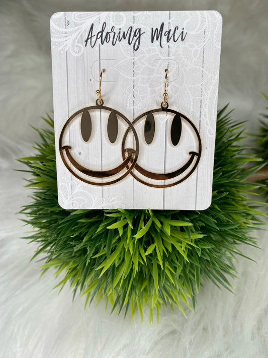 Smile Outline Earrings