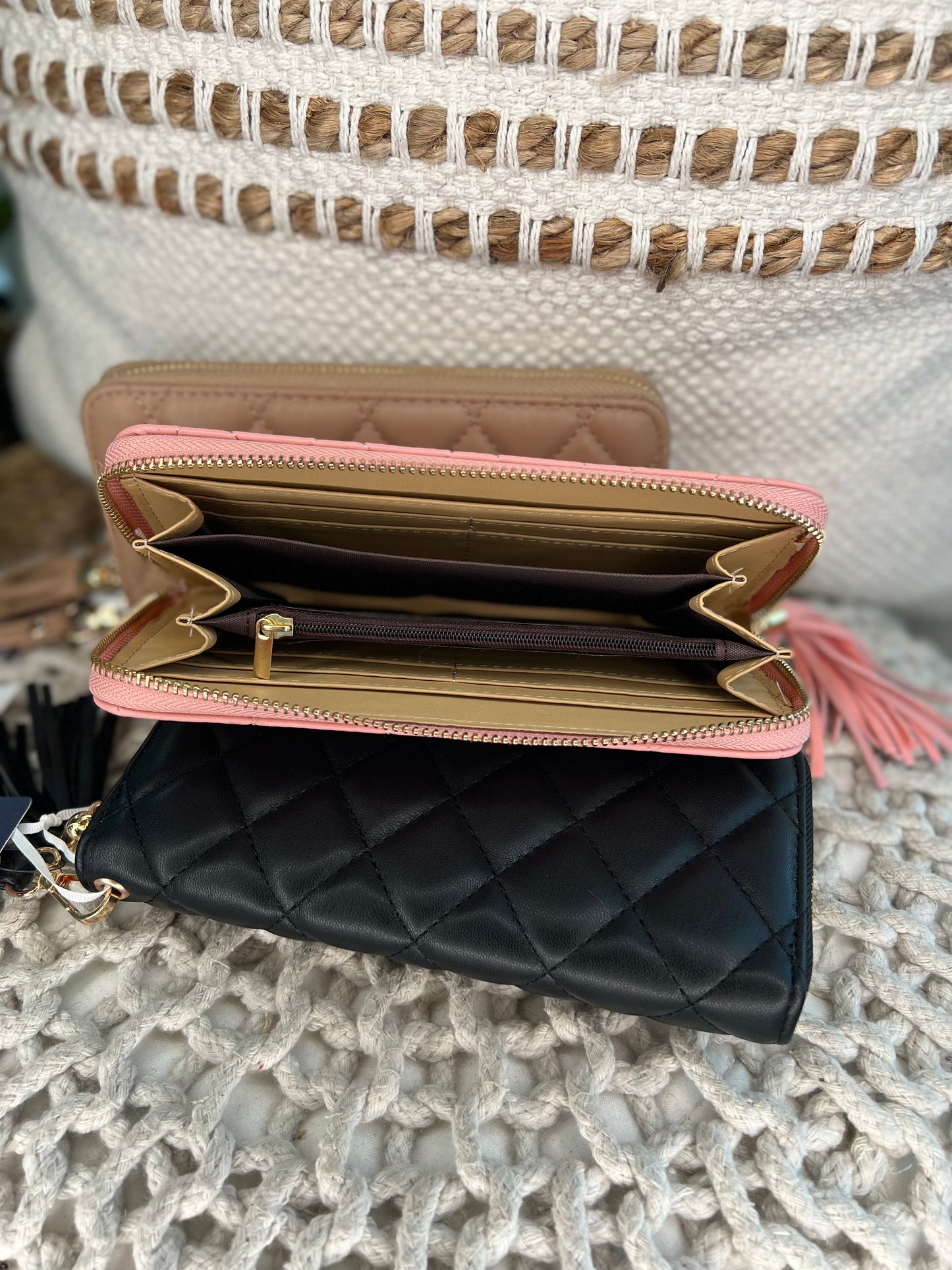 Chic Quilted Pattern Wallet