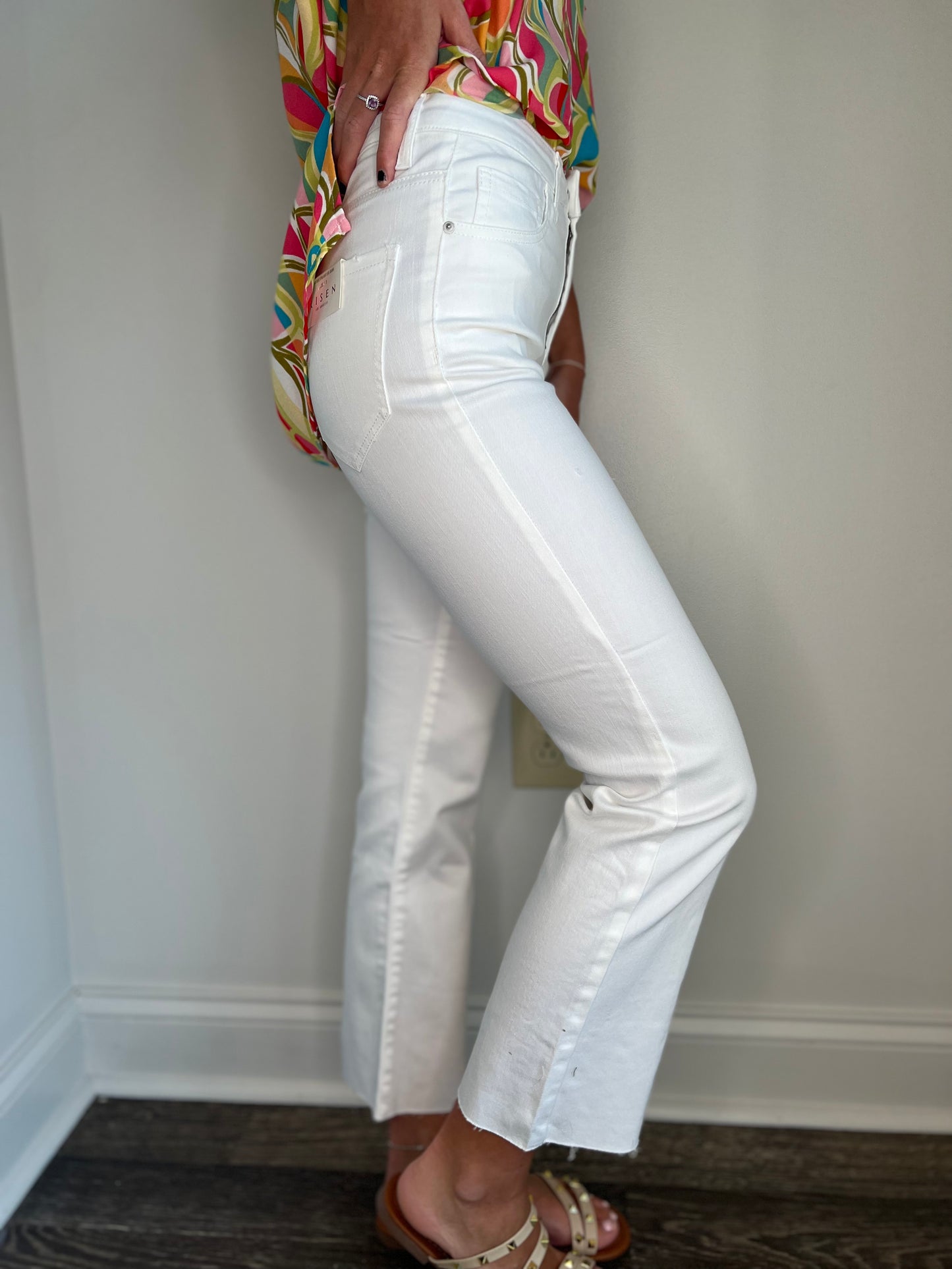 Daisy Straight Leg White Cropped Jeans