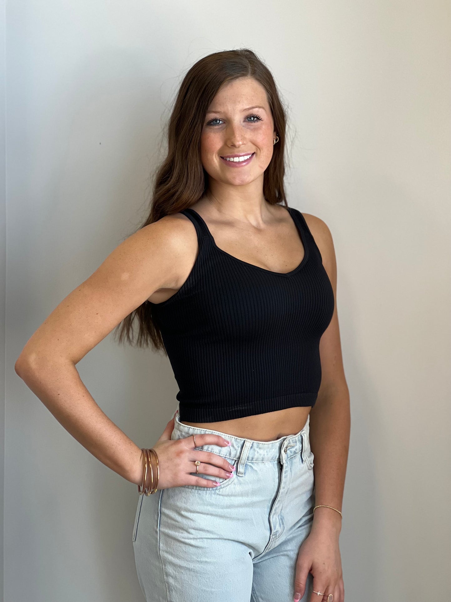 Val V-Neck Thick Ribbed Crop Tank Top