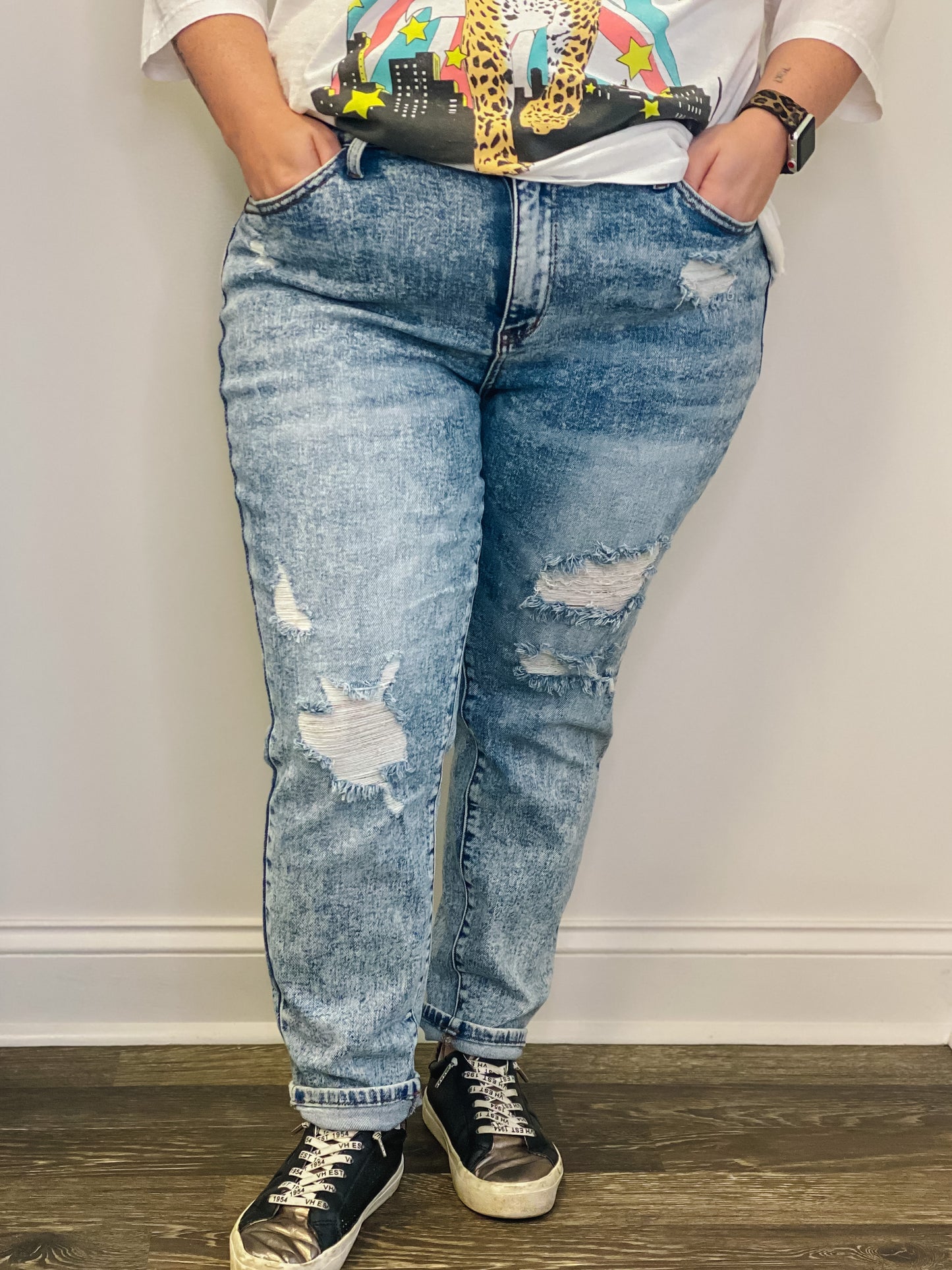 Lacie Acid Wash Destroyed Boyfriend Jeans