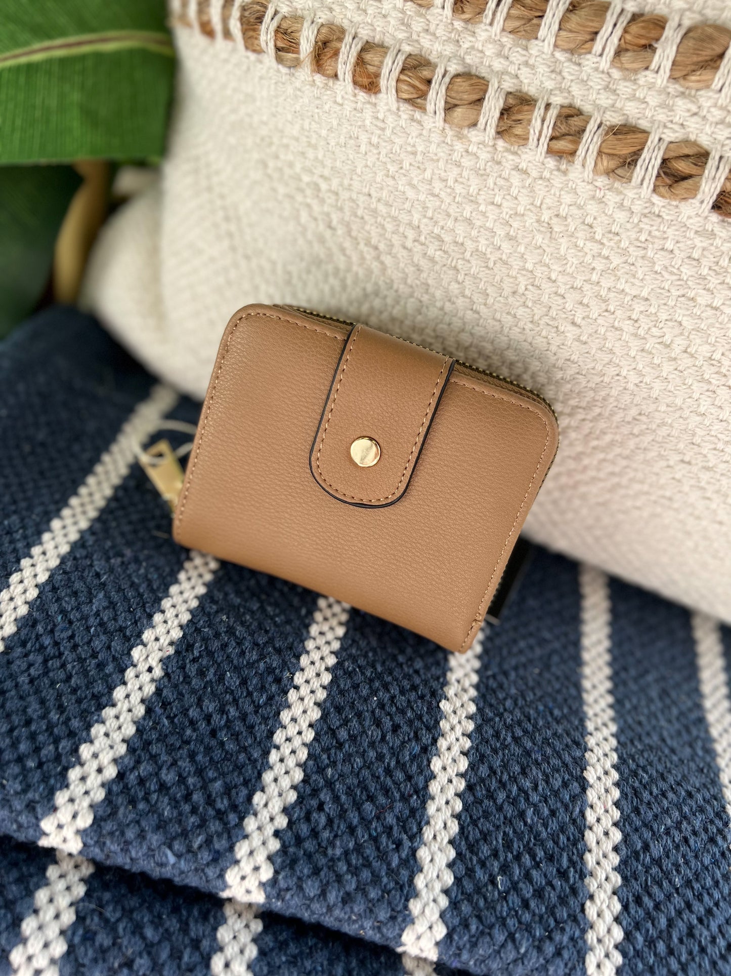 Ellie Button Zipper Wallet